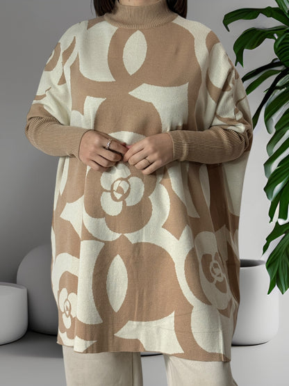 BILLIE - PULL OVERSIZE A MOTIF BLANC CASSE BEIGE JUSQU'A LA TAILLE 56