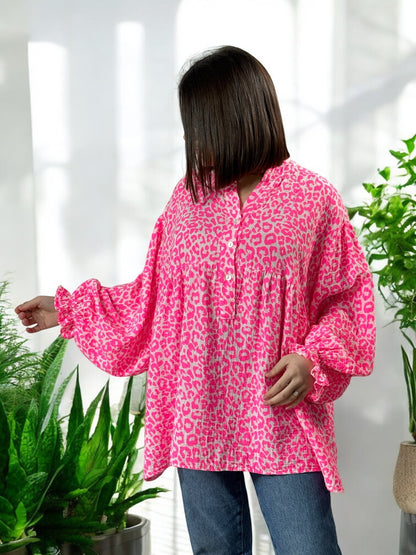 LAURA - BLOUSE OVERSIZE LEOPARD EN COULEUR EN COTON JUSQU'A LA TAILLE 54