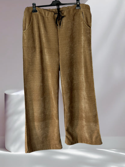 BRANDON - PANTALON EN VELOURS CAMEL TAILLE 46/48 A 52/54