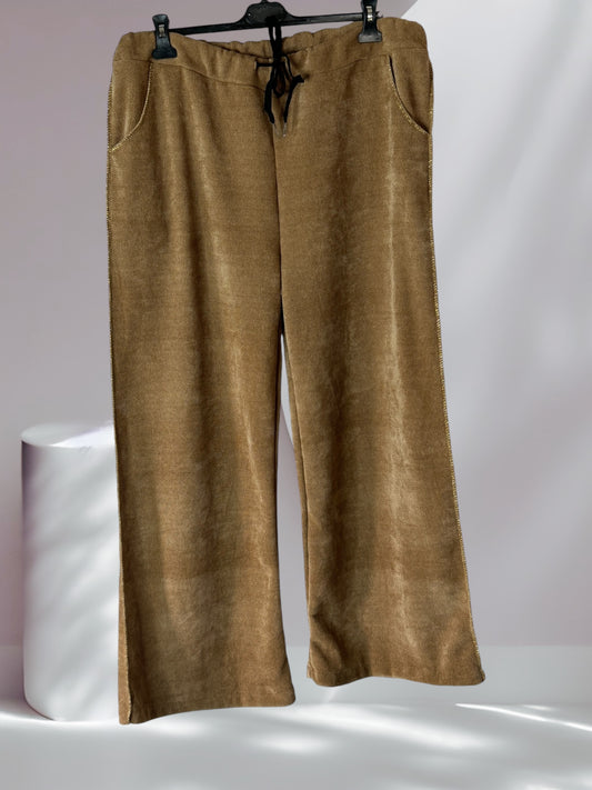 BRANDON - PANTALON EN VELOURS CAMEL TAILLE 46/48 A 52/54