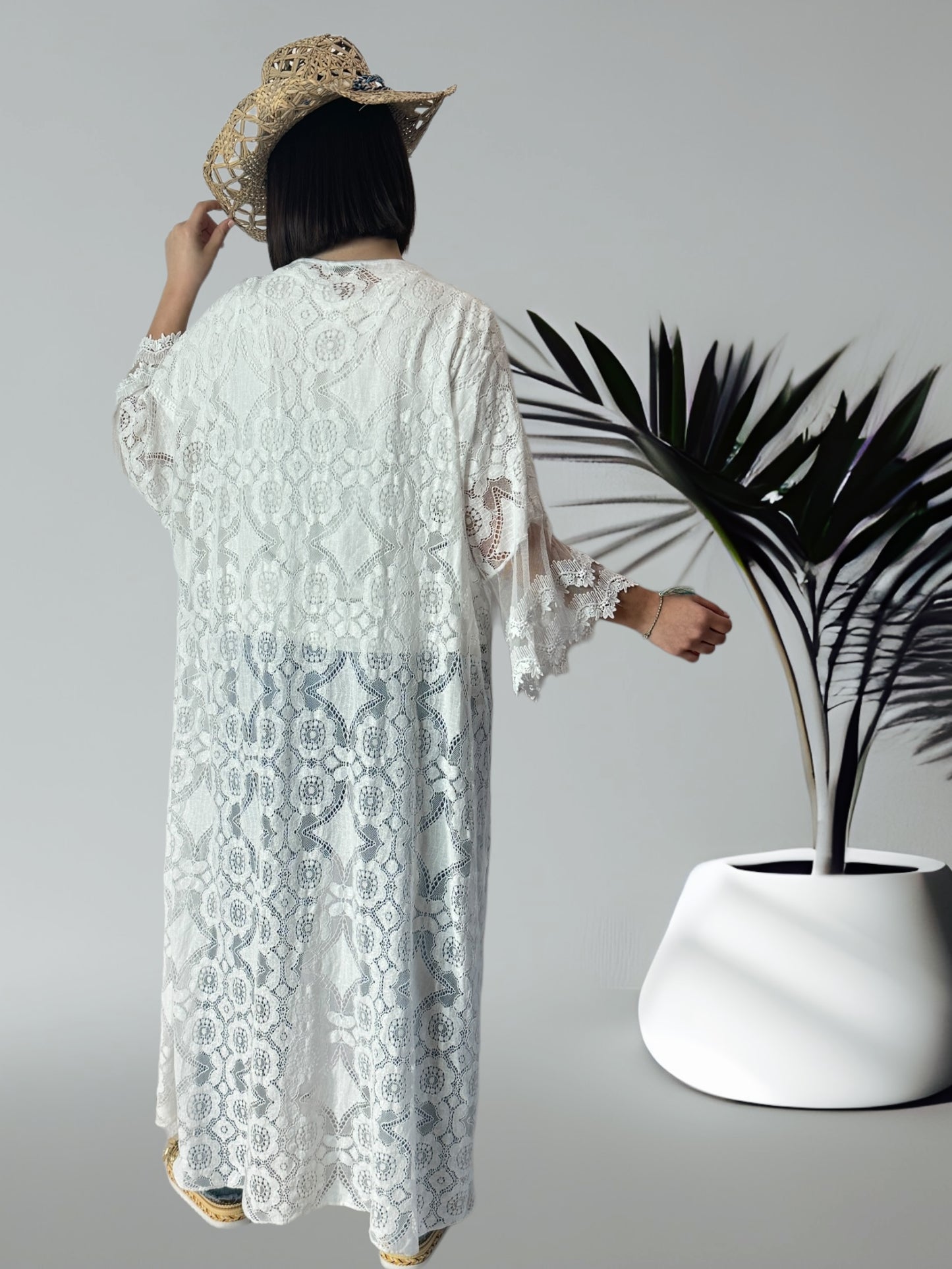 NIKITA - KIMONO OVERSIZE BLANC EN DENTELLE JUSQU'A LA TAILLE 56