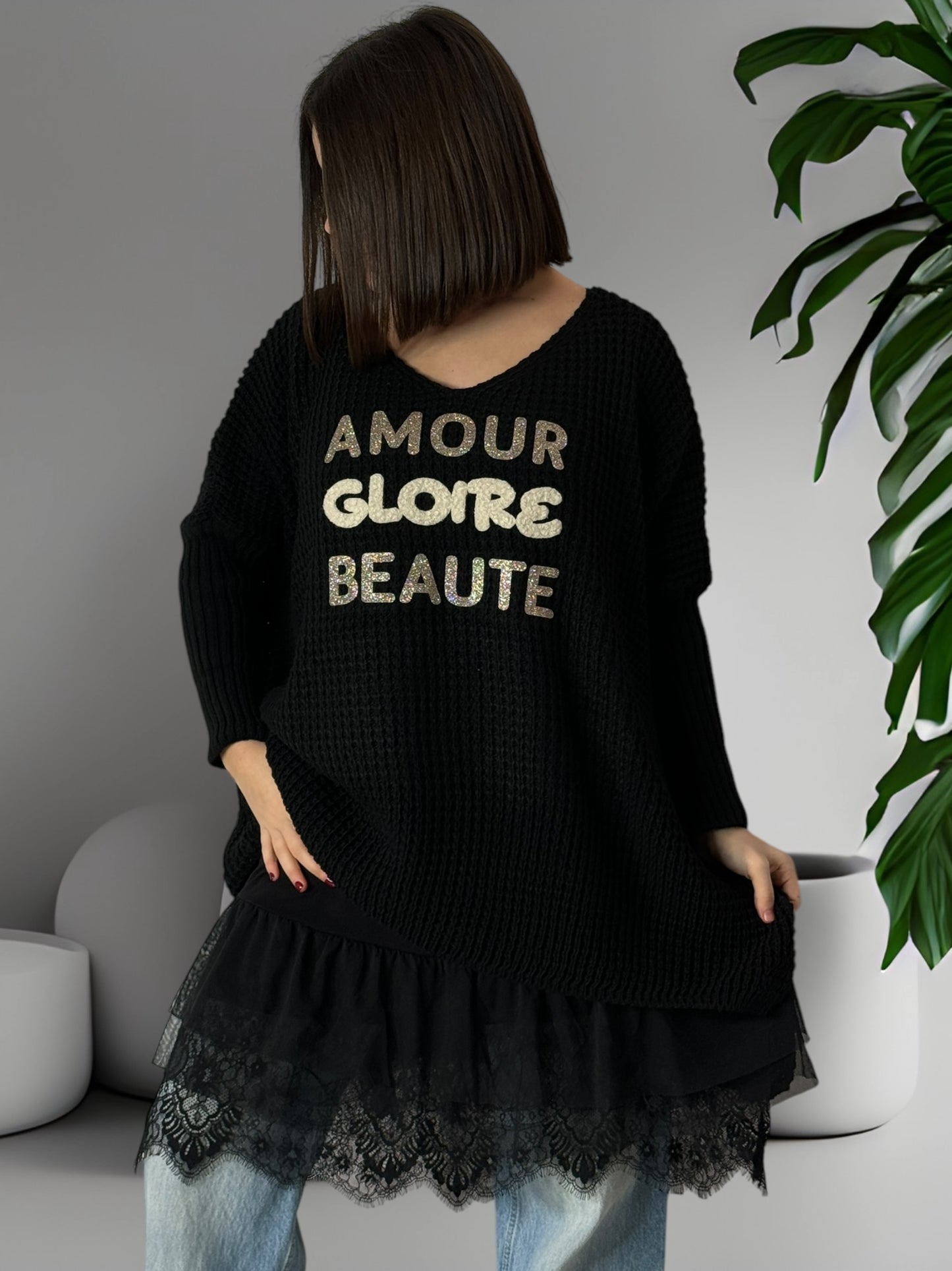 AMOUR GLOIRE BEAUTE - PULL OVERSIZE NOIR JUSQU'A LA TAILLE 54