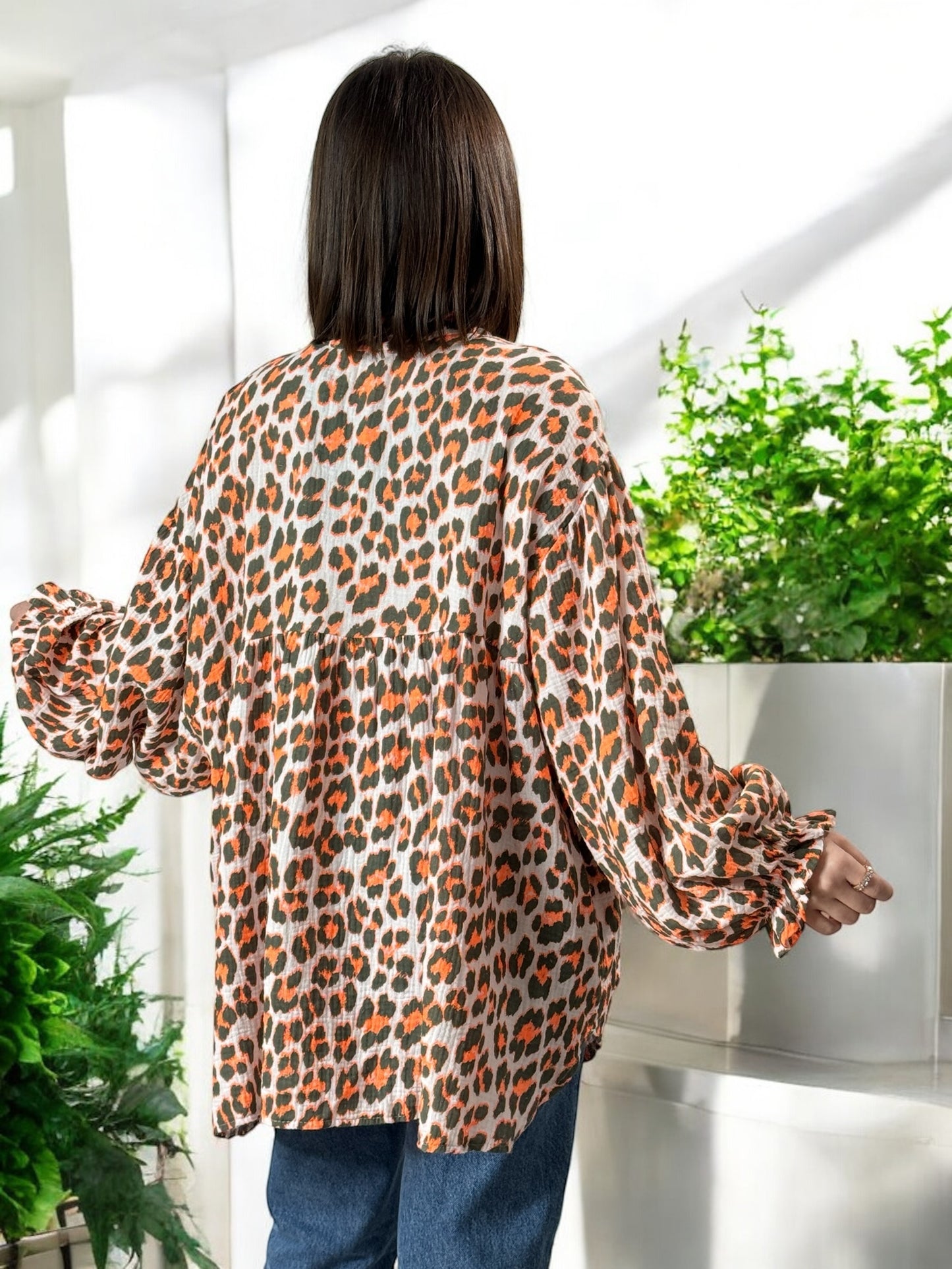 LAURA - BLOUSE OVERSIZE LEOPARD EN COULEUR EN COTON JUSQU'A LA TAILLE 54