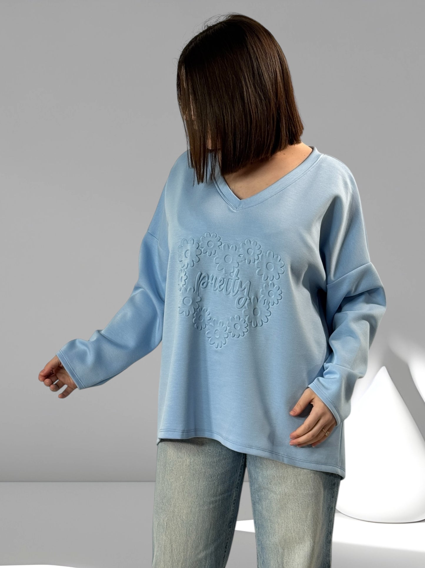 PRETTY - SWEAT BLEU AVEC IMPRESSION JUSQU'A LA TAILLE 48