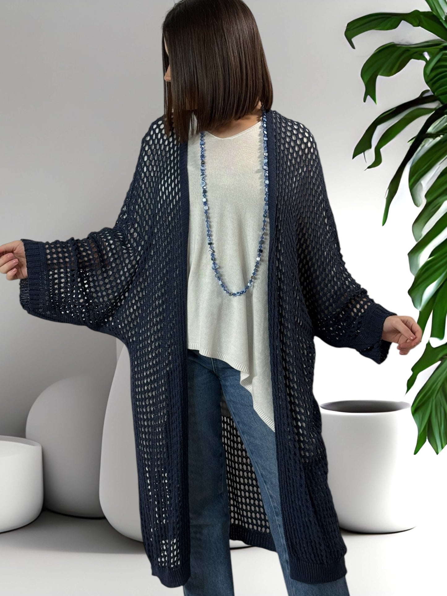 FABIOLA - LONG GILET EN RESILLE MARINE JUSQU'A LA TAILLE 50/52