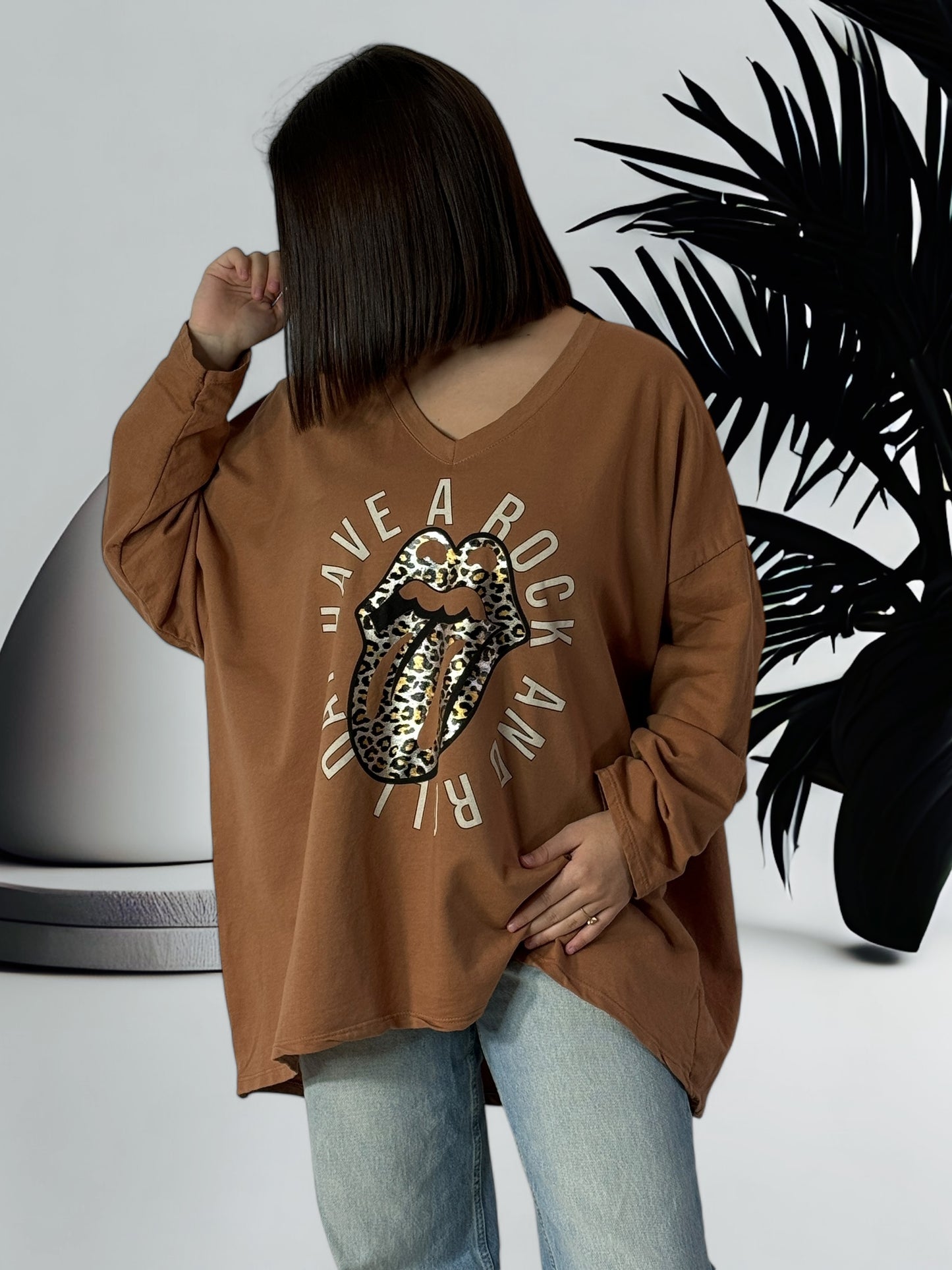 MARLO - SWEAT OVERSIZE MARRON JUSQU'A LA TAILLE 54/56