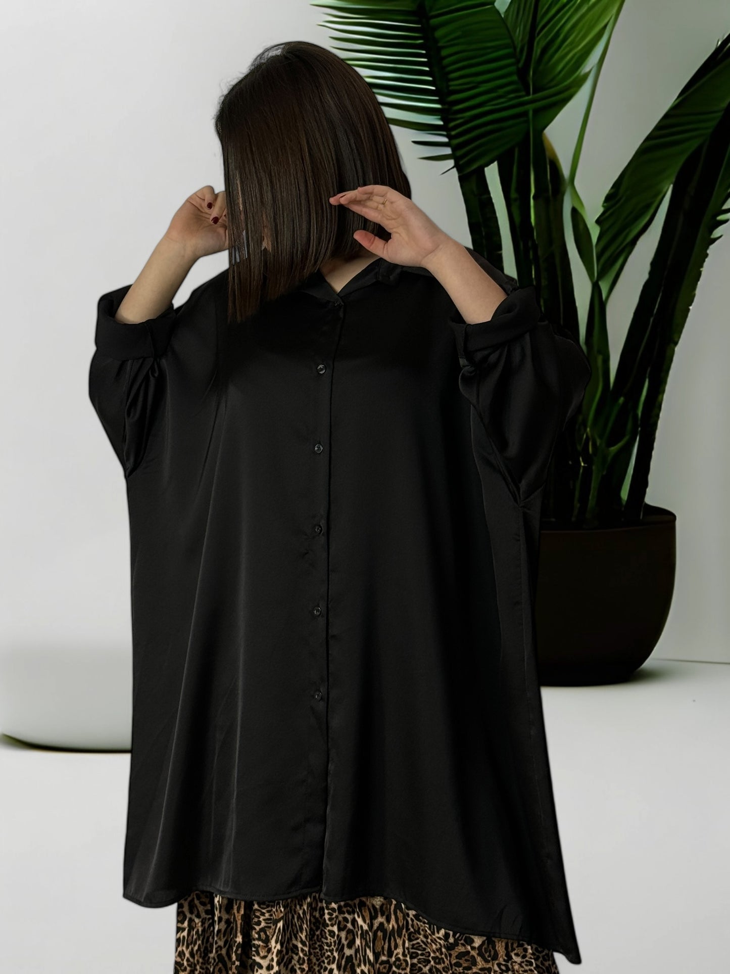 MONALISA - CHEMISE OVERSIZE NOIRE JUSQU'A LA TAILLE 56