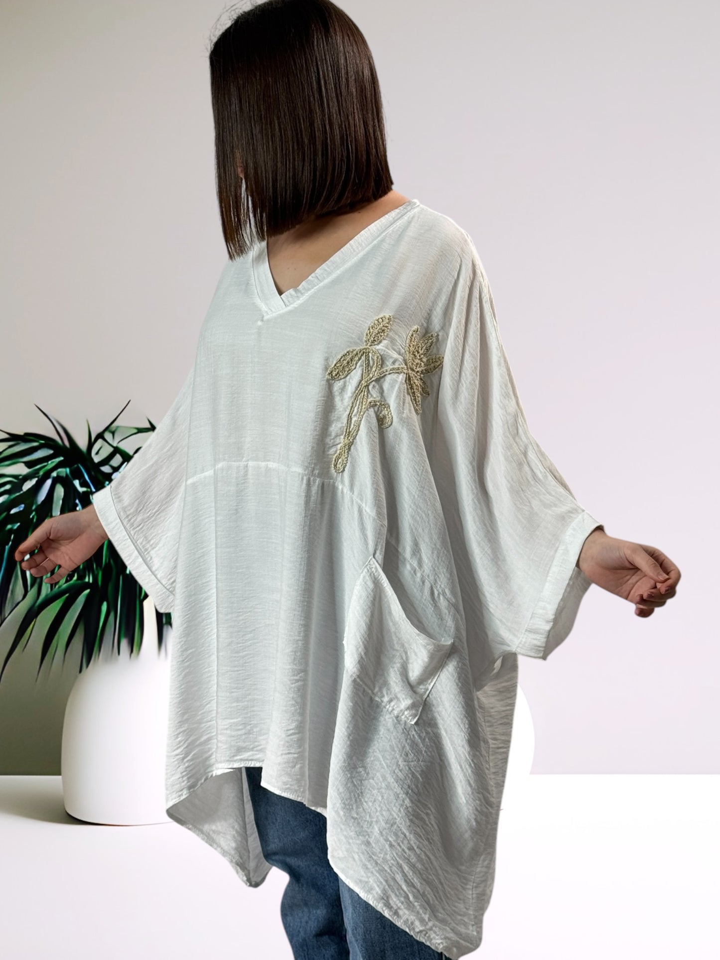 MORGANE - TUNIQUE OVERSIZE BLANCHE JUSQU'A LA TAILLE 58/60