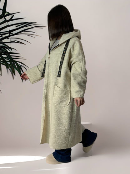 ORLANDO - LONG MANTEAU OVERSIZE CREME AVEC CAPUCHE JUSQU'A LA TAILLE 54