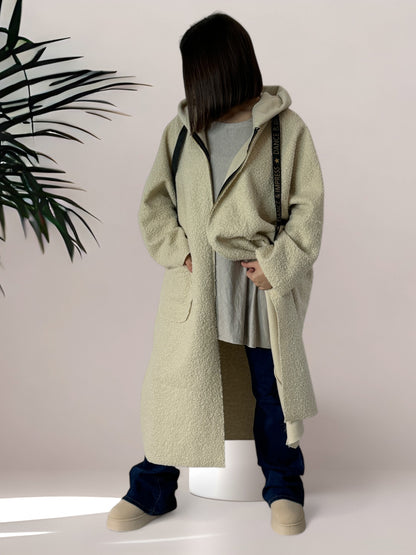 ORLANDO - LONG MANTEAU OVERSIZE CREME AVEC CAPUCHE JUSQU'A LA TAILLE 54