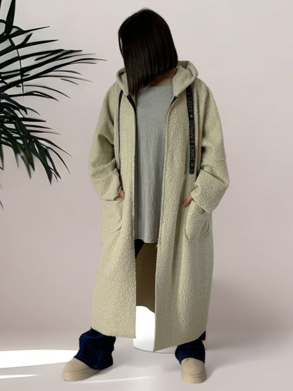 ORLANDO - LONG MANTEAU OVERSIZE CREME AVEC CAPUCHE JUSQU'A LA TAILLE 54