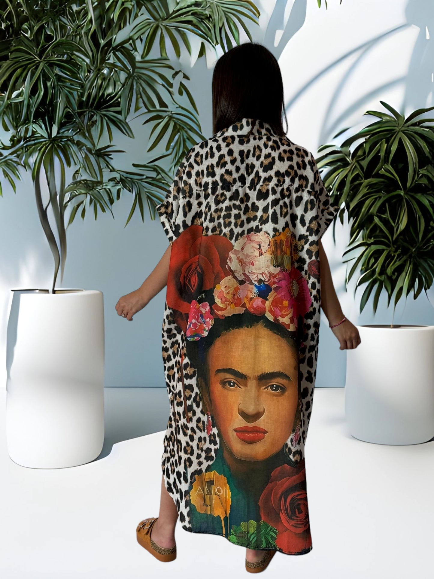 NATALIA - ROBE CHEMISE LEOPARD MOTIF FRIDA KAHLO JUSQU'A LA TAILLE 54