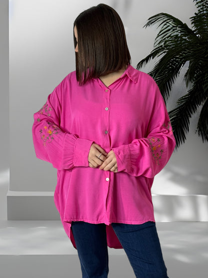 GRAZIELLA - CHEMISE OVERSIZE FUCHSIA MANCHES BRODEES JUSQU'A LA TAILLE 54