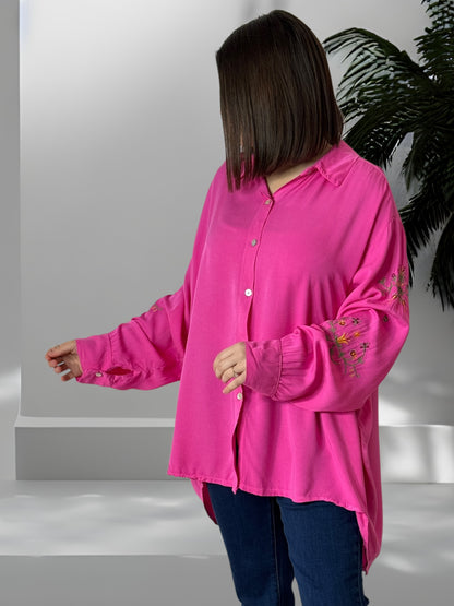 GRAZIELLA - CHEMISE OVERSIZE FUCHSIA MANCHES BRODEES JUSQU'A LA TAILLE 54