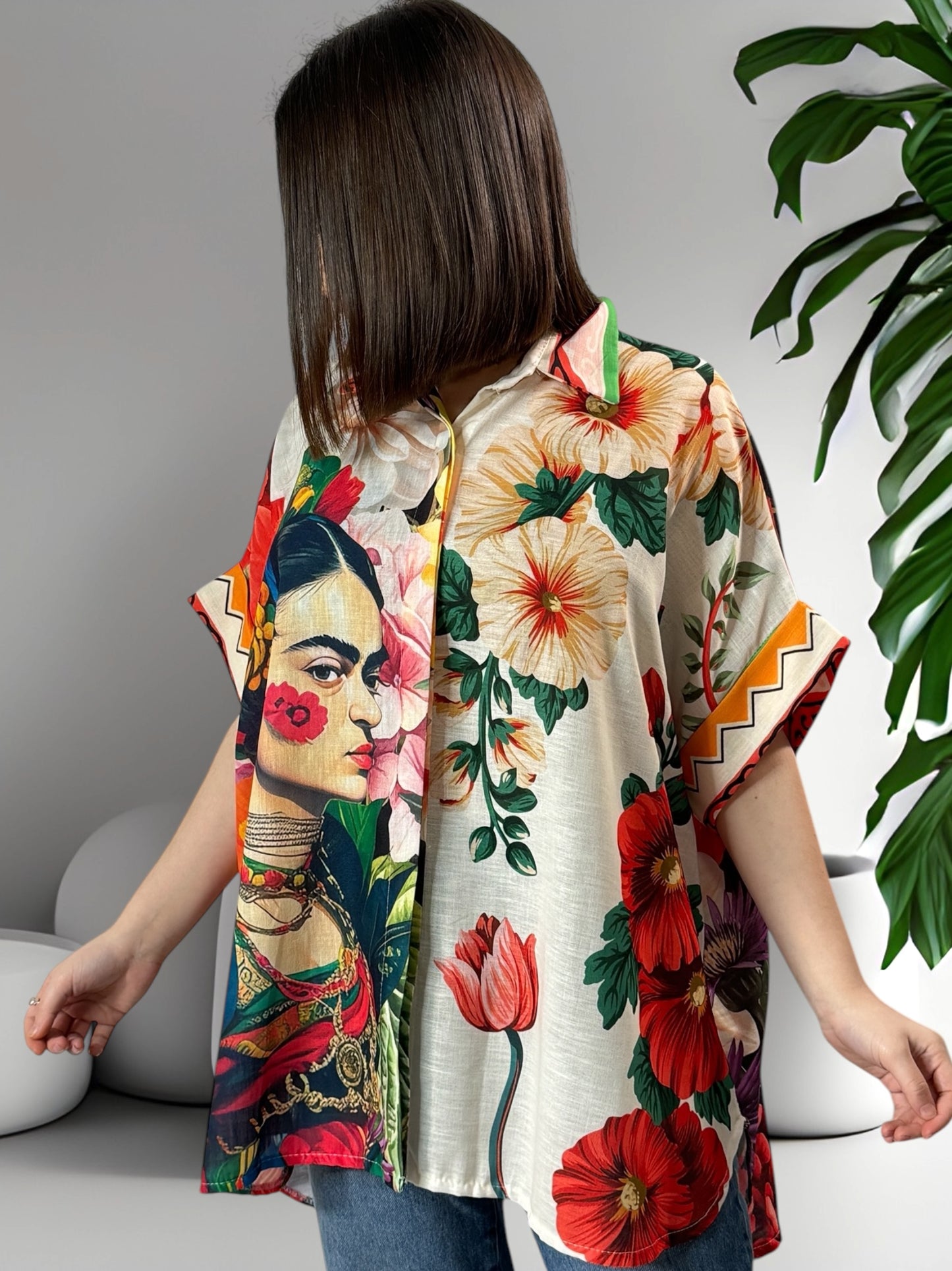 NATHY - CHEMISE OVERSIZE MOTIF FRIDA KAHLO JUSQU'A LA TAILLE 56